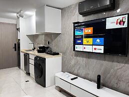 Studio Apartment with Ocean View