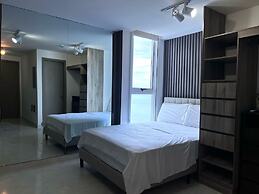 Studio Apartment with Ocean View