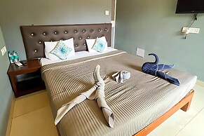 YogiTree Beach Resort & Cafe