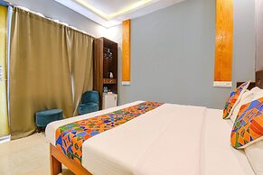 YogiTree Beach Resort & Cafe