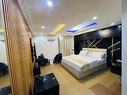 Ravella Hotel and Suites