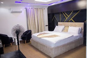 Ravella Hotel and Suites