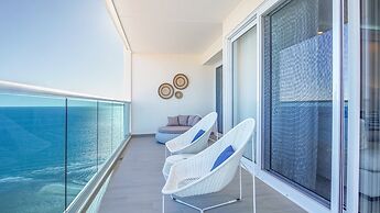 Panoramic And Immersive Water View 2 Bedroom E2002