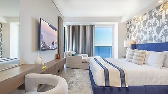 Panoramic And Immersive Water View 2 Bedroom E2002