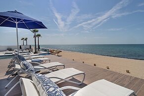 Beautiful 2 Bedroom Condo Encantame Tower E 802