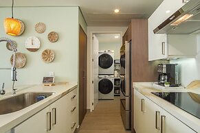 Beautiful 2 Bedroom Condo Encantame Tower E 802