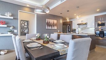 Panoramic Beach Front Condo Verano 1704