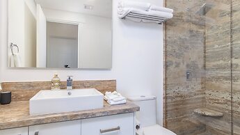 Distinctive Elegance 2 Bedroom Unit Encantame Viento 202