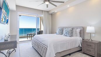 Waterfront Getaway 2 Bedroom Condo W704