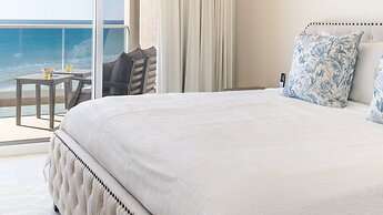 Waterfront Getaway 2 Bedroom Condo W704