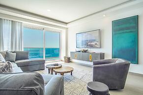 Sensational 2 Bedroom Condominium