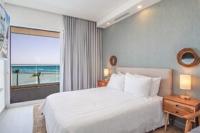 Cozy Beach Front Getaway Encantame Towers E304