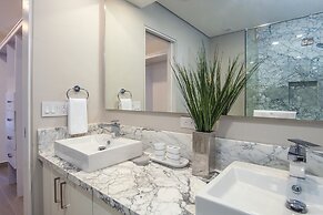 Awesome 3 Bedroom Condo Encantame Tower E 201