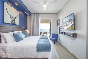 Awesome 3 Bedroom Condo Encantame Tower E 201