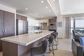 Awesome 3 Bedroom Condo Encantame Tower E 201