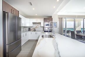Awesome 3 Bedroom Condo Encantame Tower E 201