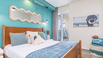 Amazing two Bedroom Beach Front Condo W1105
