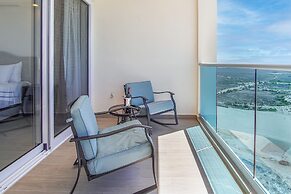 Panoramic Beach Front Condo Verano 1703