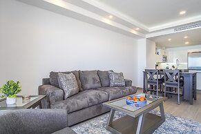 Panoramic Beach Front Condo Verano 1703