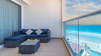 Waterfront Getaway 2 Bedroom Condo W1102