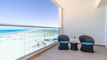 Beach Getaway 2 Bedroom Condo W802