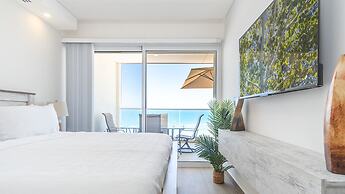 Beach Getaway 2 Bedroom Condo W802