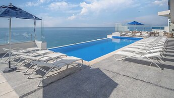 Spectacular 2 Bedroom Condominium Encantame E102