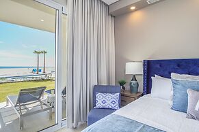 Spectacular 2 Bedroom Condominium Encantame E102