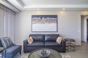 Spectacular 2 Bedroom Condominium Encantame E102
