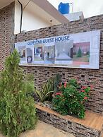 Okpèyèmi guest house