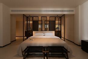 Ancient Charm Luxe Retreat Lijiang