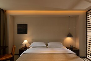 Ancient Charm Luxe Retreat Lijiang