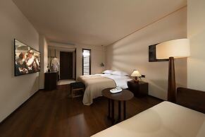 Ancient Charm Luxe Retreat Lijiang