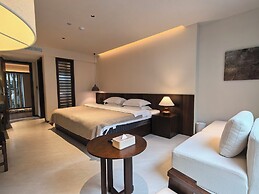 Ancient Charm Luxe Retreat Lijiang