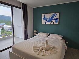 Well located Apt-1BR T2 -421