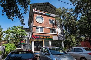 Royal 78 Backpackers Bar & Restaurant