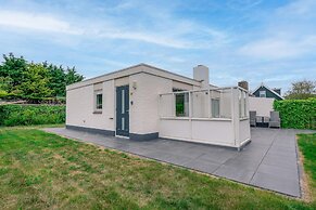 Cozy and Comfortable 4-person Bungalow