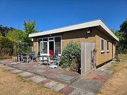 Bungalow for 6 Persons With a Very Spacious South-facing Garden