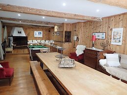 Beautiful 17th Century Character Residence