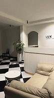 Lux Living Hotel