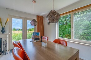 Charming Villa With Sauna on the Water