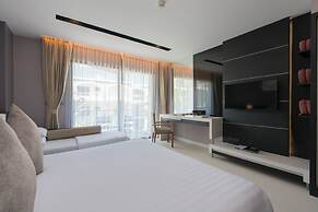 Studio Apartments With Shared Pool Near