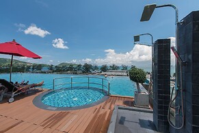 Studio Apartments With Shared Pool Near