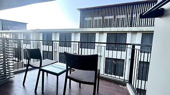 Studio Apartments With Shared Pool Near