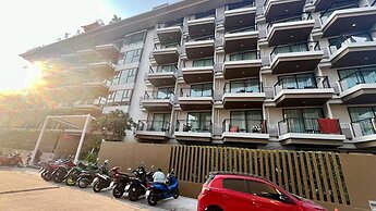 Studio Apartments With Shared Pool Near