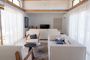 Jacaranda Luxury Villas by Maritim