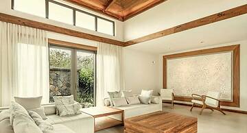 Jacaranda Luxury Villas by Maritim