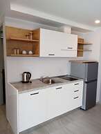 Contemporary 1BR Apt T2-724
