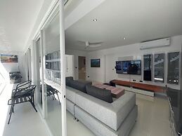 Sunset Plaza Condominium