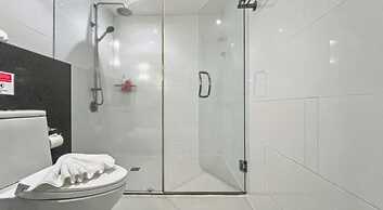 Sunset Plaza Condominium